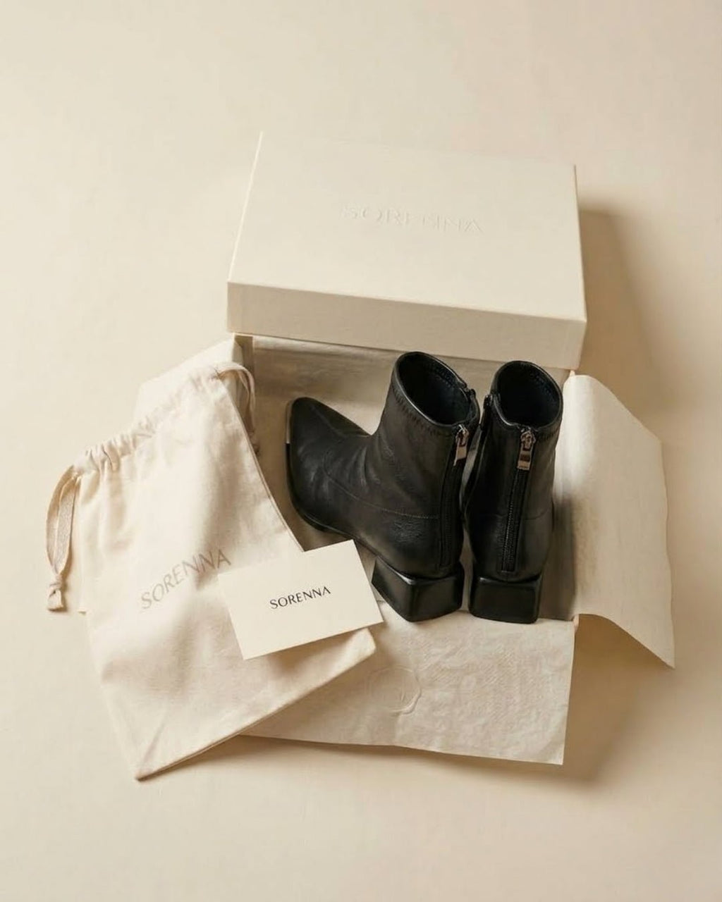 The Aurelia | Pointed-Toe Leather Boot - SORENNA