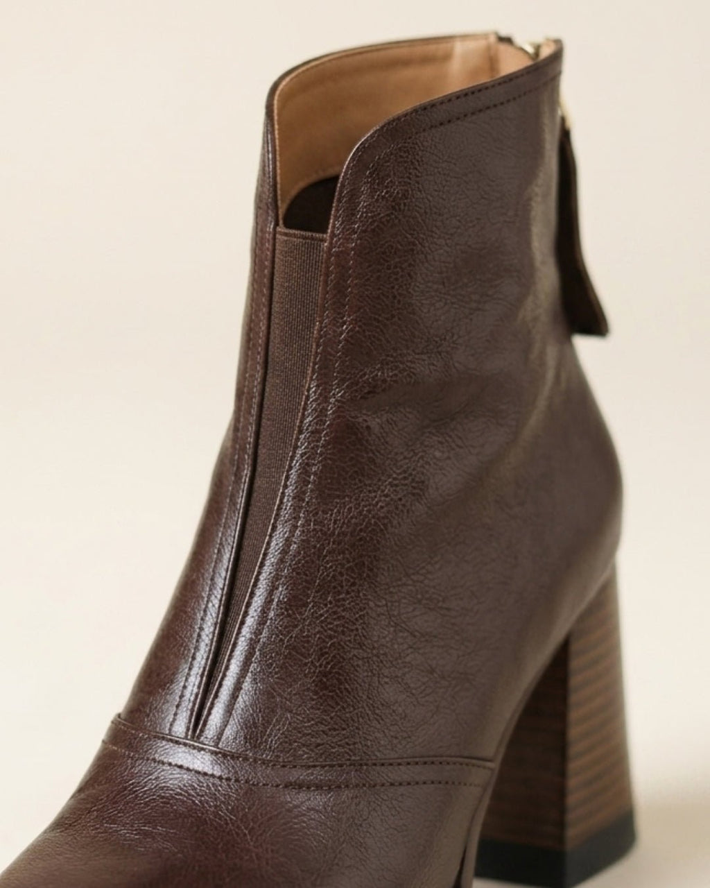 The Ovelle | Western Ankle Boot - SORENNA