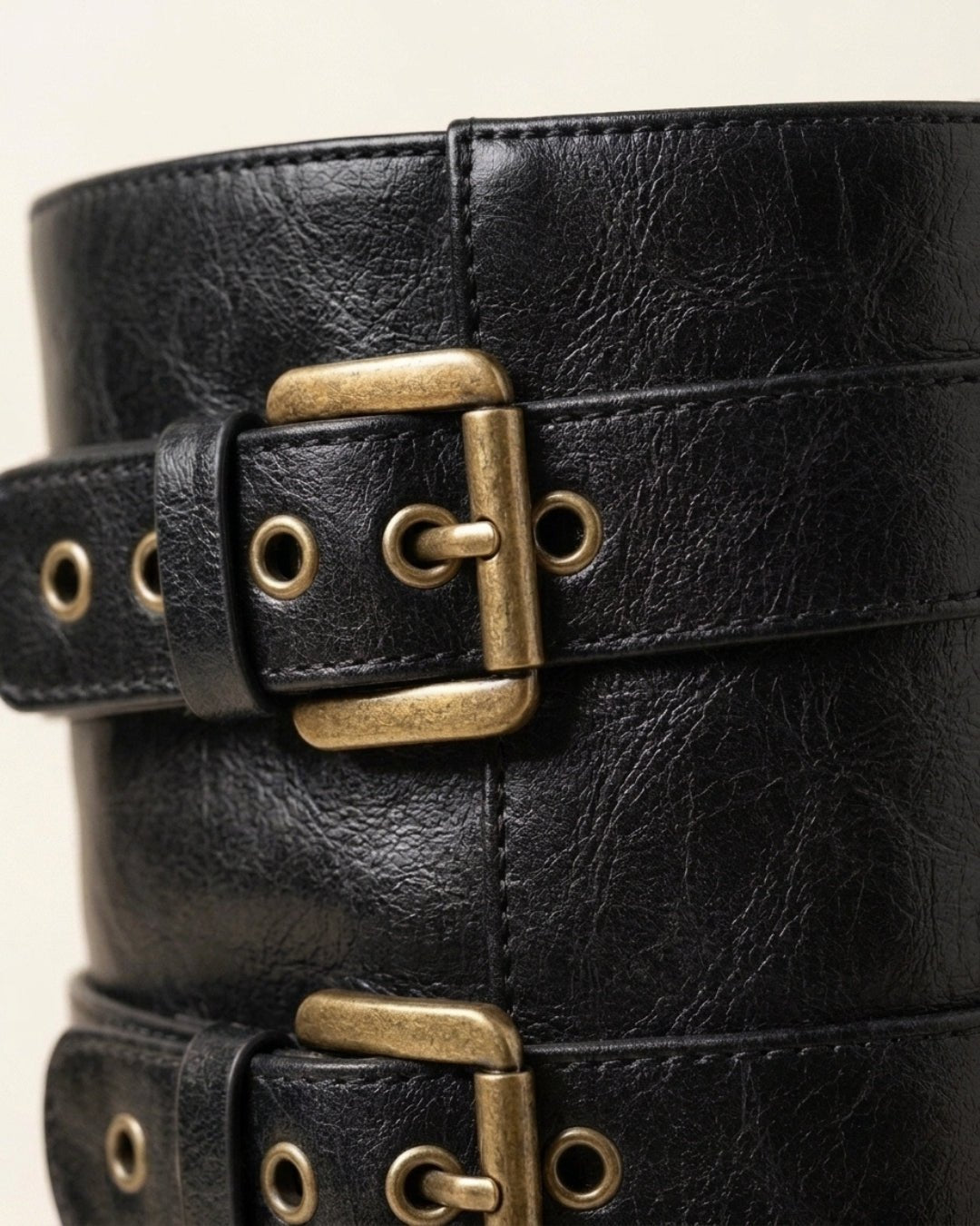 The Vittoria | Buckled Leather Boot - SORENNA